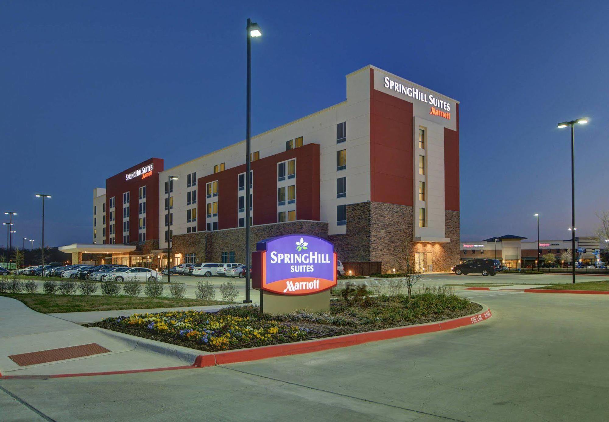 Springhill Suites By Marriott Dallas Plano/Frisco Bagian luar foto